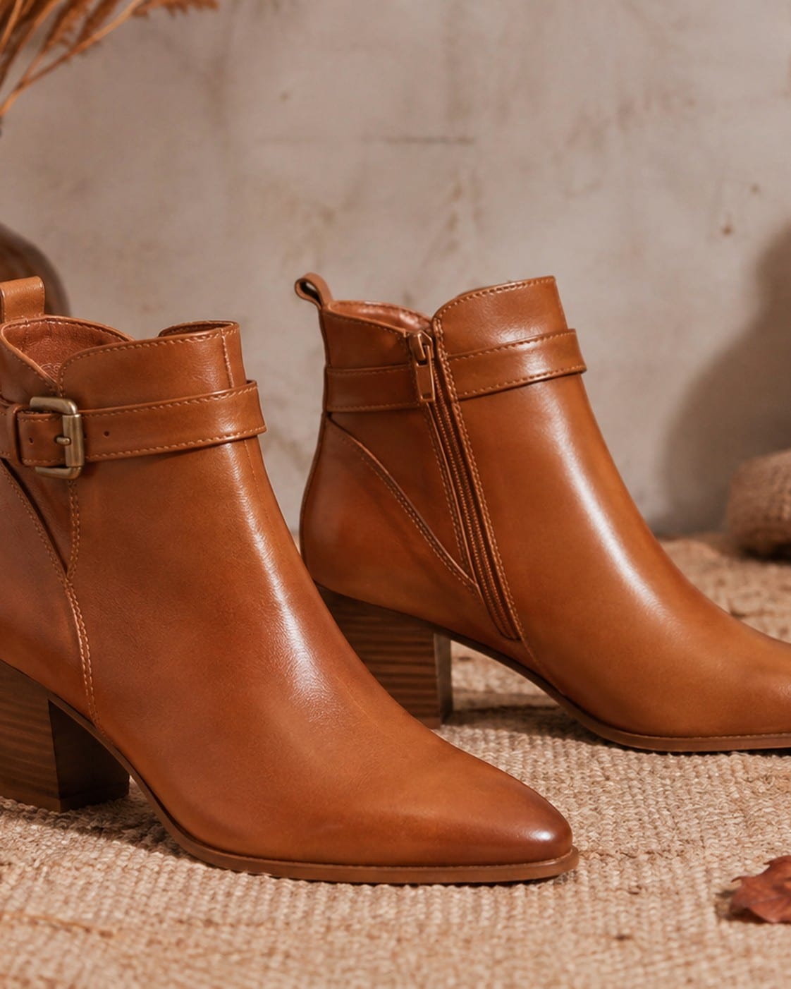 Fashion & Apparel product photo, generated with MorphAds